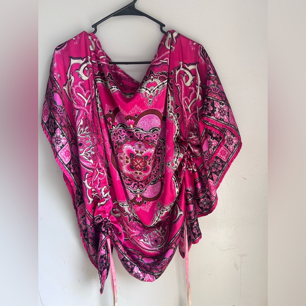 Arden B Fuchsia and Black Patterned Poncho